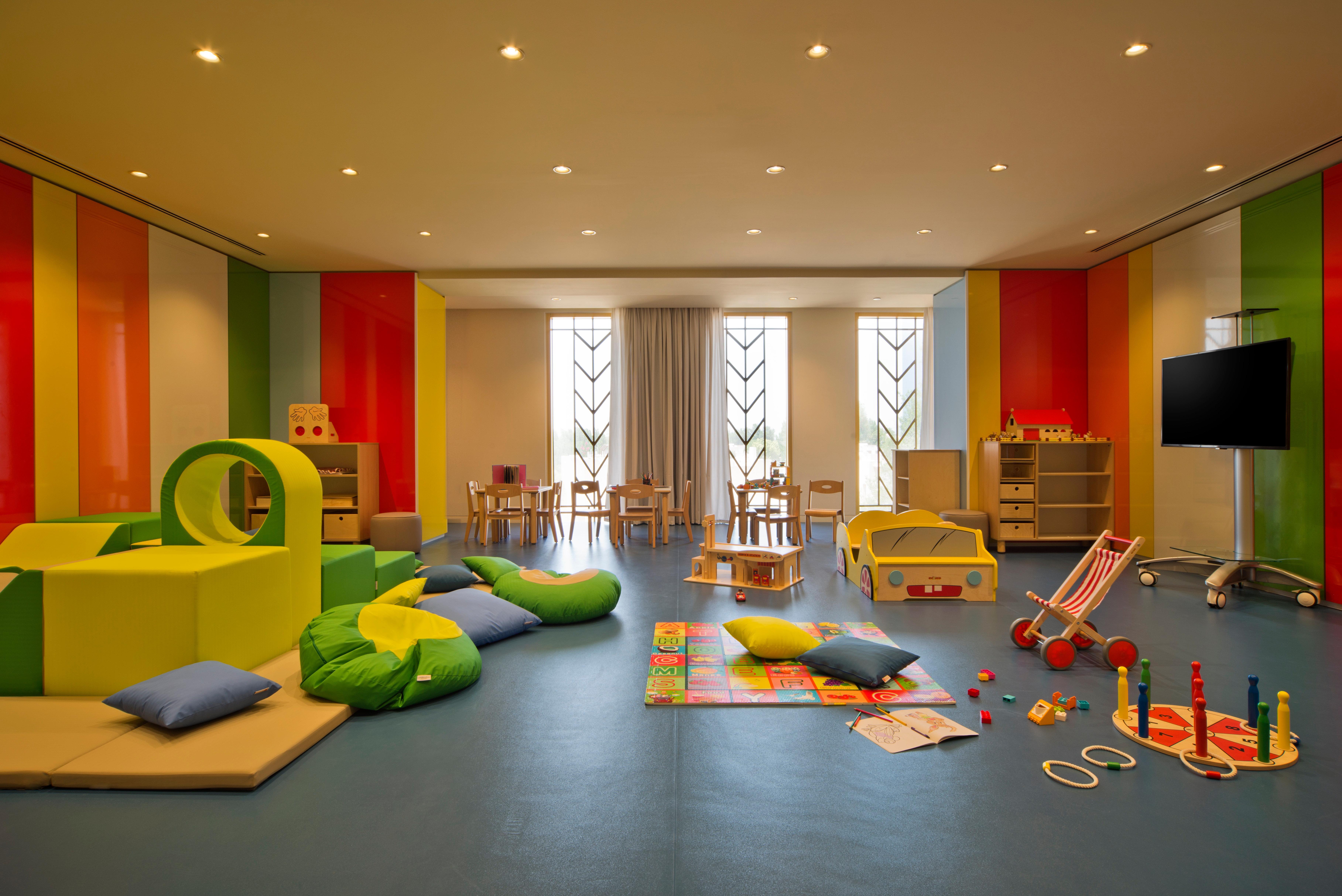 Voco Doha West Bay Suites By Ihg Exterior photo The Children's Club at Jumeirah Atlantis